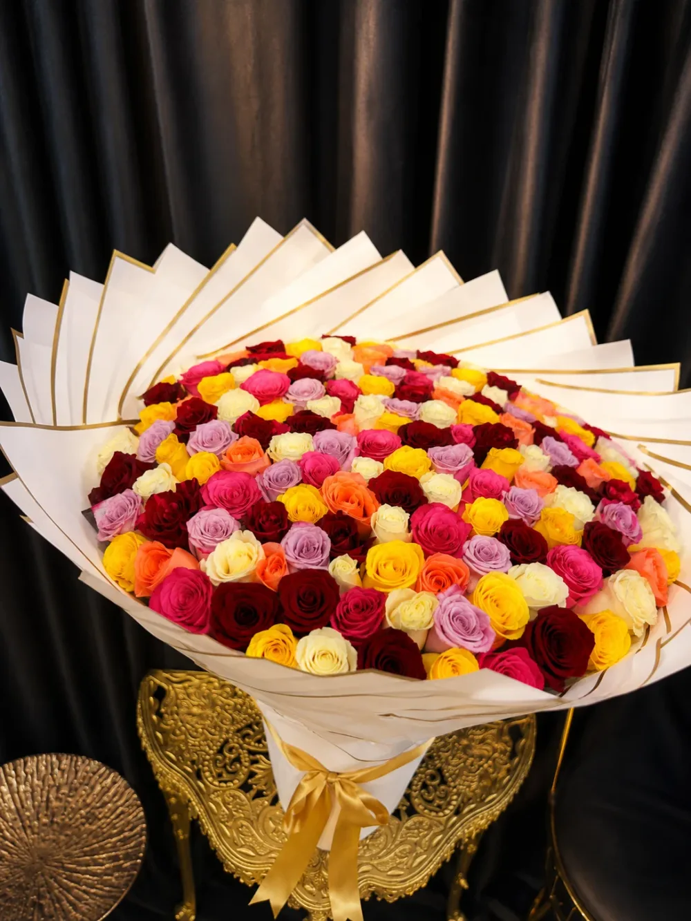 Bouquet de 200 rosas de colores